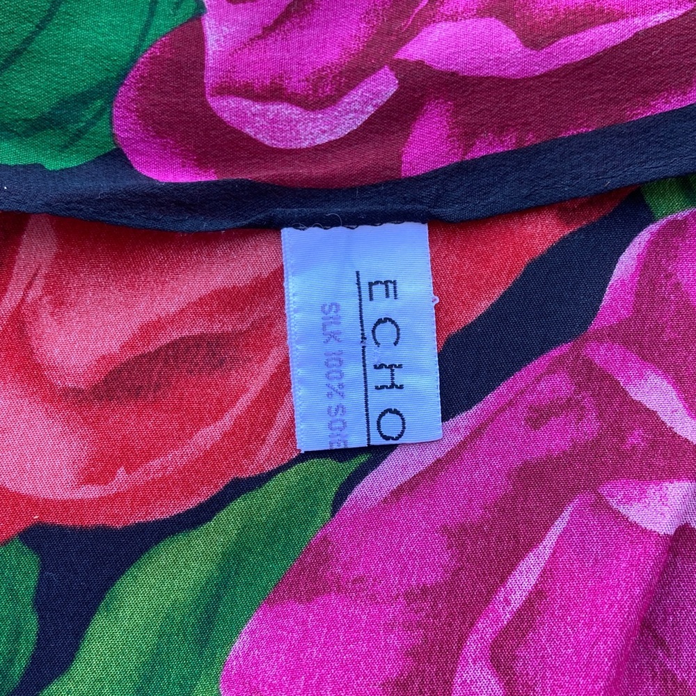 🌹Echo Silk crepe Roses print floral vintage scarf - Picture 3 of 3
